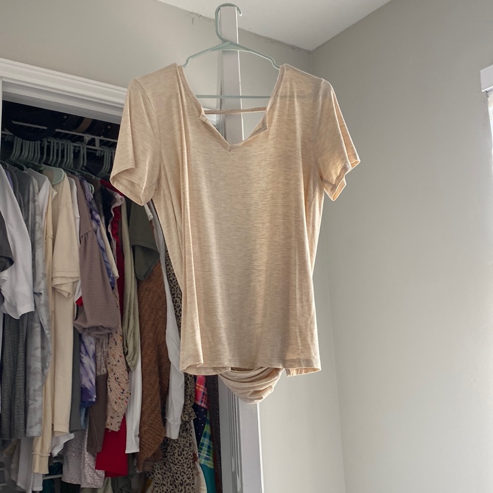 Medium short sleeve top